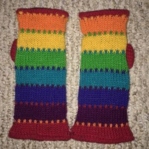 PRIDE PERFECT Fleece Lined Rainbow Wool Gloves